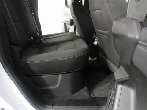 Used 2024 GMC Canyon Elevation image 19