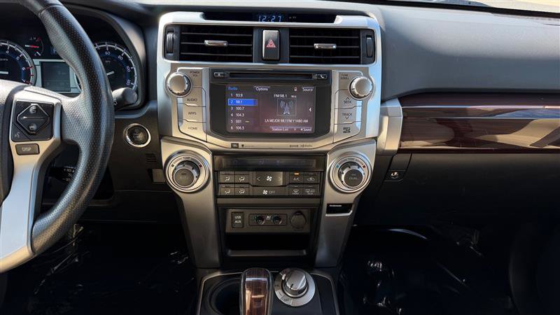 Used 2016 Toyota 4Runner Limited AWD/4WD image 29