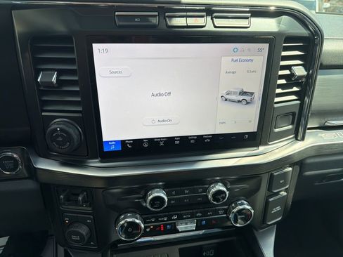 Used 2024 Ford F250 Lariat w/ Lariat Ultimate Package AWD/4WD image 29