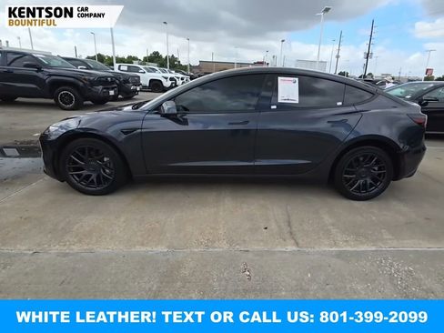 Used 2025 Tesla Model 3 Long Range image 9