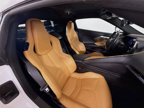 Used 2022 Chevrolet Corvette Stingray Preferred Cpe w/ Engine Appearance Package image 18