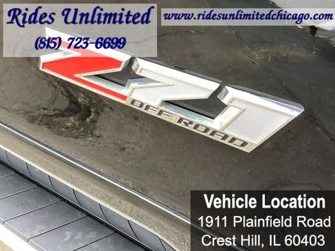 Used 2017 Chevrolet Silverado 1500 LT w/ Midnight Edition AWD/4WD image 40
