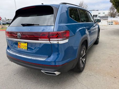New 2026 Volkswagen Atlas SE FWD image 6