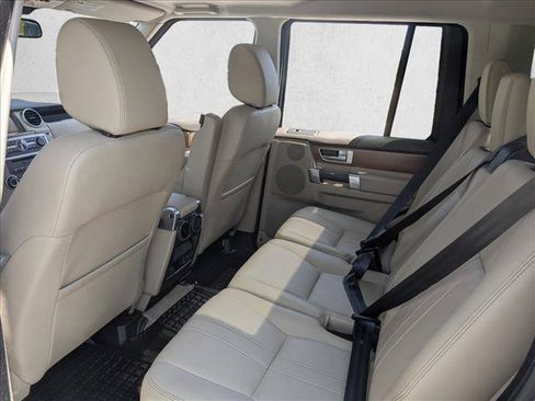 Used 2016 Land Rover LR4 HSE AWD/4WD image 19
