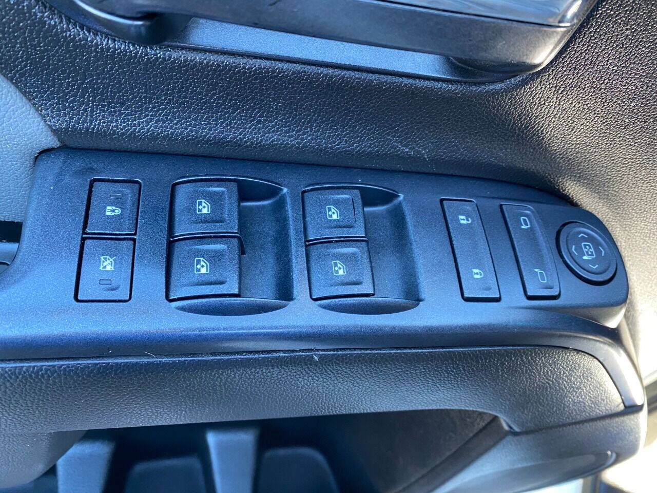 Used 2016 GMC Sierra 2500 4x4 Crew Cab image 12