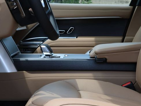 New 2026 Land Rover Range Rover SE AWD/4WD image 10