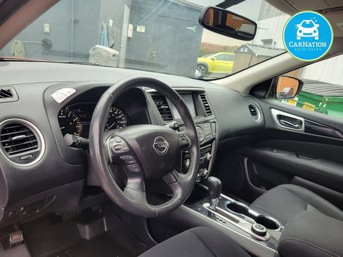 Used 2017 Nissan Pathfinder SV w/ Trailer Tow Package AWD/4WD image 6
