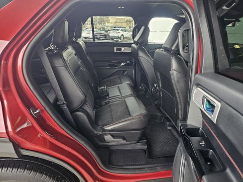 Used 2023 Ford Explorer ST-Line image 14