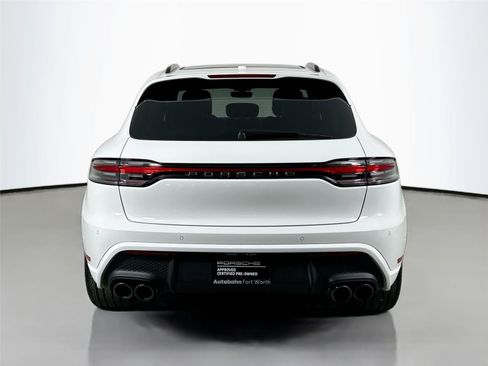 Certified 2025 Porsche Macan AWD/4WD image 6
