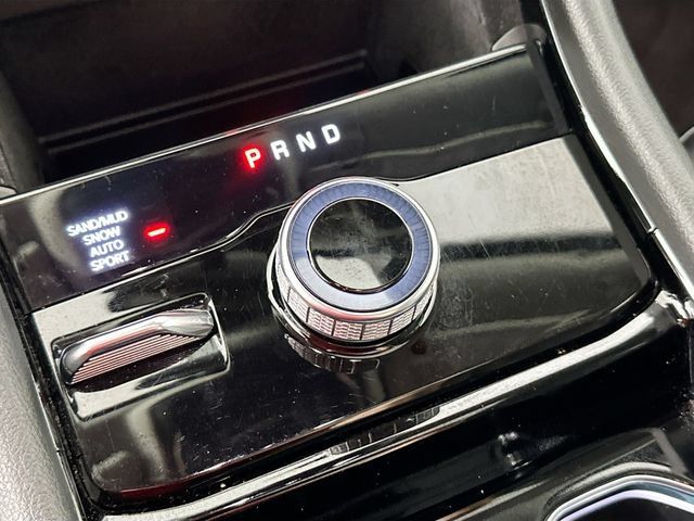 Used 2022 Jeep Grand Cherokee L Limited AWD/4WD image 16