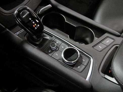 Certified 2023 Cadillac XT5 Premium Luxury image 17