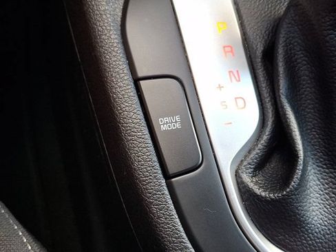 Used 2022 Kia Forte LXS w/ LXS Technology Package FWD image 27