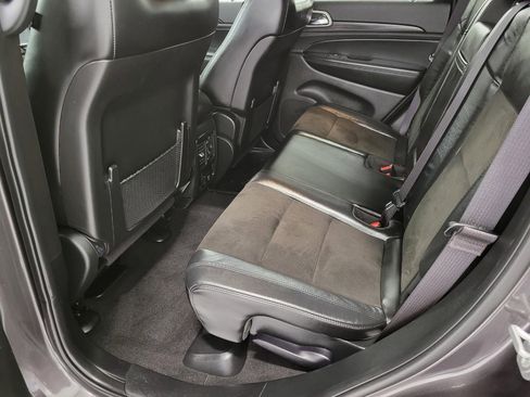 Used 2021 Jeep Grand Cherokee Laredo X image 19