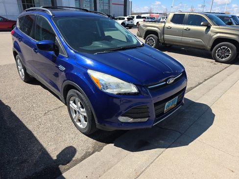 Used 2015 Ford Escape SE w/ Equipment Group 201A AWD/4WD image 8