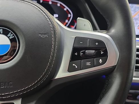 Used 2022 BMW X7 M50i w/ Cold Weather Package AWD/4WD image 17