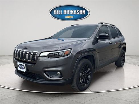 Used 2023 Jeep Cherokee Altitude Lux image 3