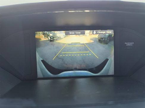 Used 2015 Honda Pilot Touring image 7