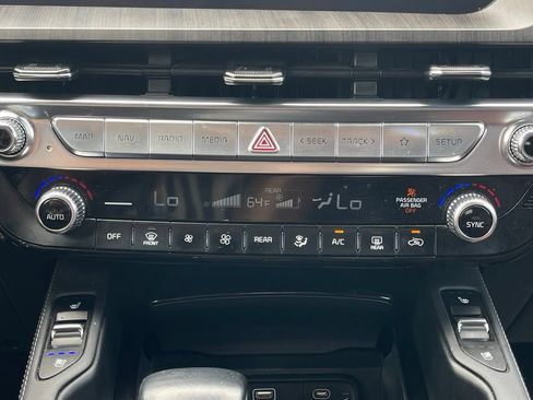Used 2023 Kia Telluride SX FWD image 30