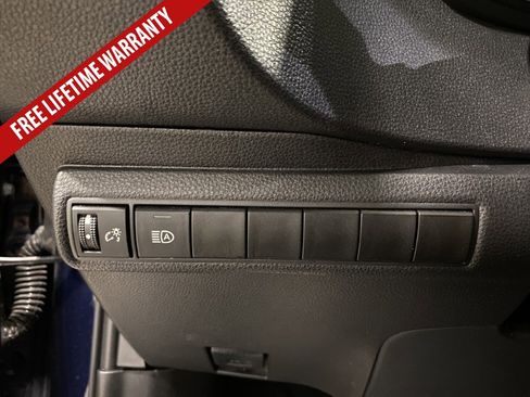Used 2025 Toyota Corolla LE FWD image 29