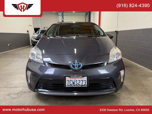 Used 2013 Toyota Prius Two image 12