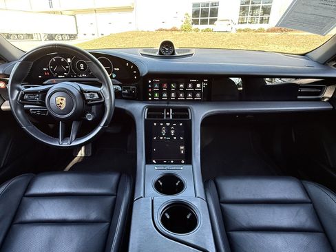 Used 2020 Porsche Taycan 4S image 22