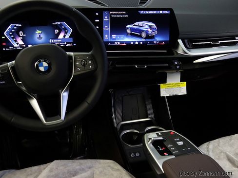 Used 2025 BMW X1 xDrive28i w/ Convenience Package image 15