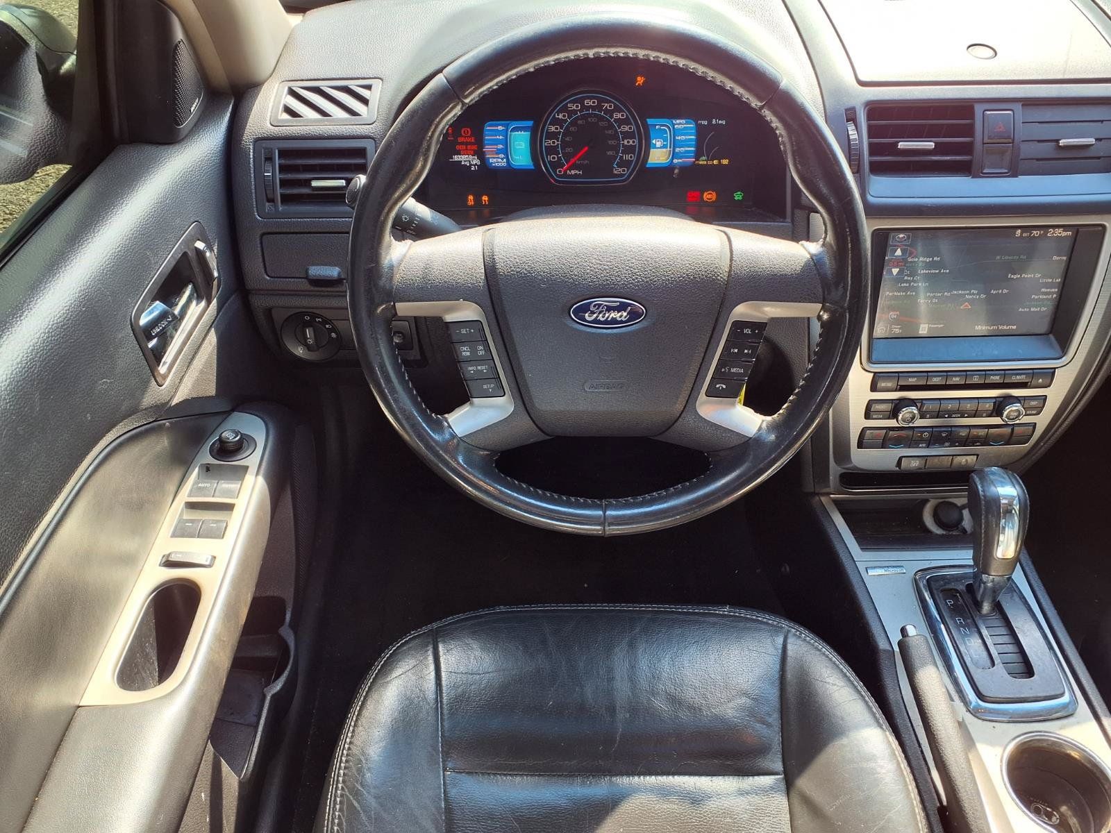 Used 2012 Ford Fusion Hybrid FWD image 12
