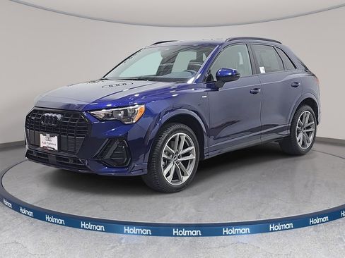 Used 2021 Audi Q3 2.0T Premium w/ Convenience Package AWD/4WD image 1