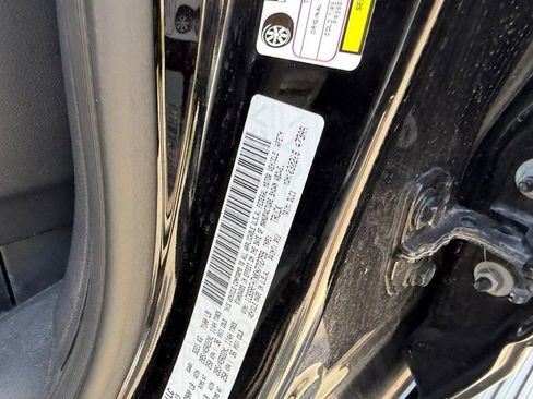 Used 2019 RAM 1500 Limited AWD/4WD image 24