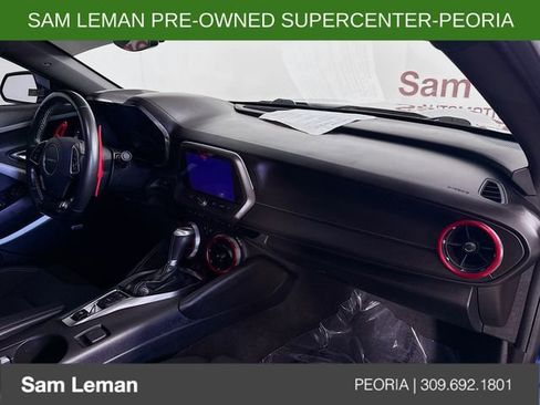 Used 2019 Chevrolet Camaro LT w/ Technology Package RWD image 27