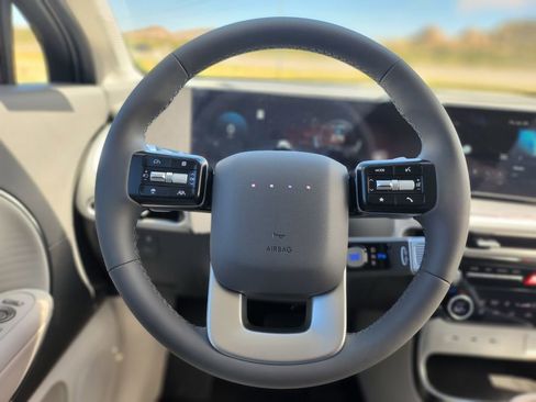 New 2026 Hyundai Ioniq 9 SEL image 16