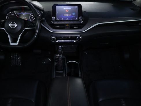 Used 2024 Nissan Altima 2.5 SR image 17