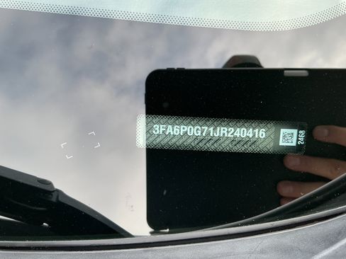 Used 2018 Ford Fusion S image 29