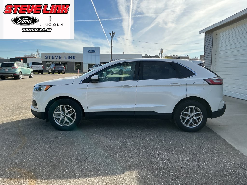 Used 2024 Ford Edge SEL w/ Convenience Package AWD/4WD image 2