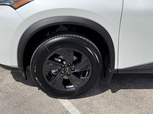 New 2026 Nissan Rogue SV FWD image 27