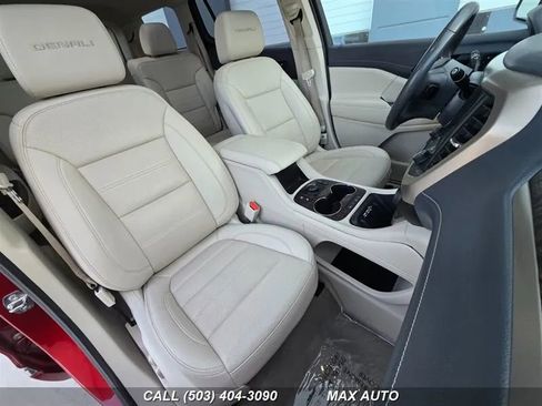 Used 2021 GMC Acadia Denali w/ Denali Ultimate Package image 24