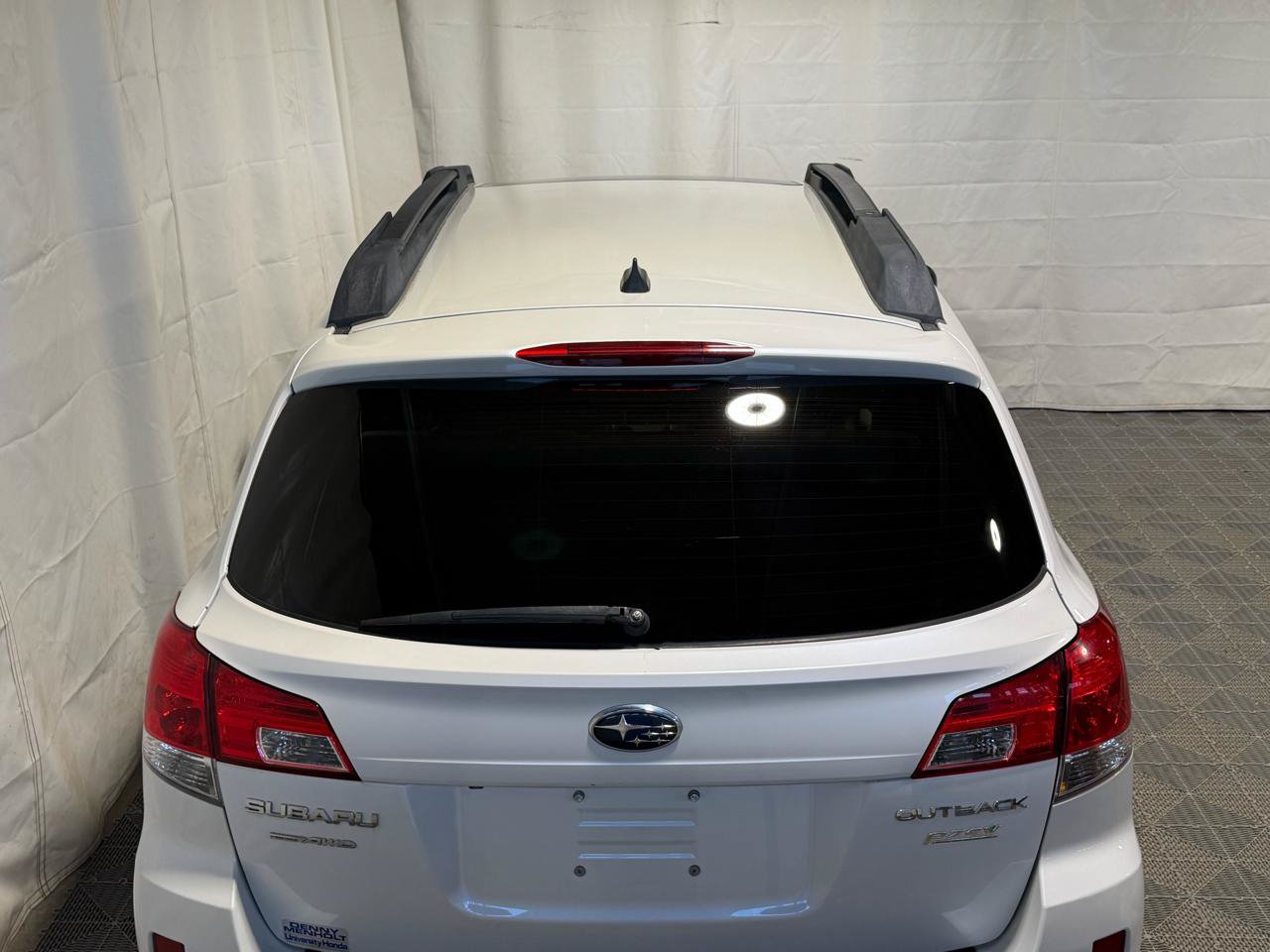 Used 2012 Subaru Outback 2.5i Limited w/ Moonroof Pkg AWD/4WD image 7