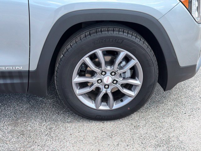 Used 2024 GMC Terrain SLT FWD image 11