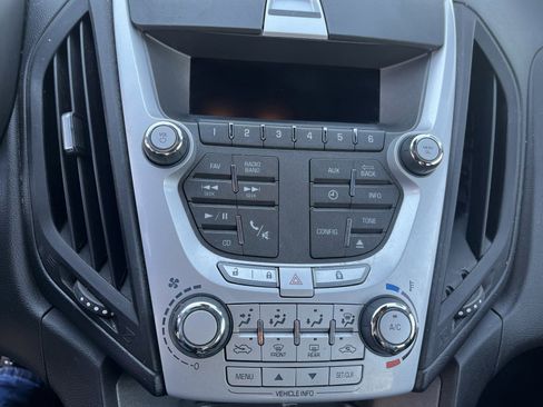 Used 2015 Chevrolet Equinox LS image 15