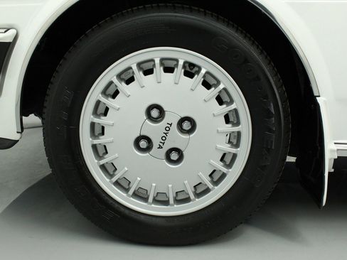 Used 1986 Toyota Cressida Sedan image 32