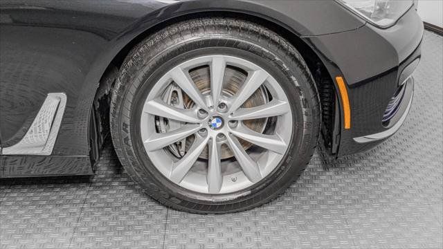 Used 2017 BMW 740i RWD image 36