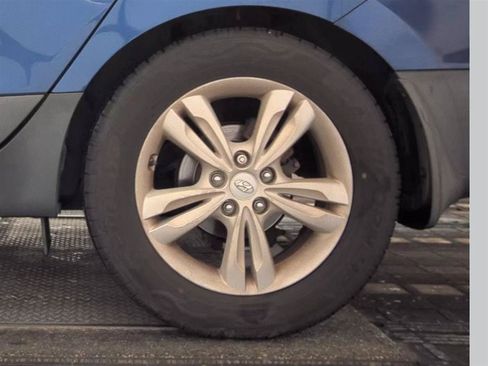 Used 2012 Hyundai Tucson GLS FWD image 12