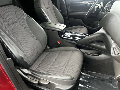 Used 2023 Buick Envision Preferred image 9