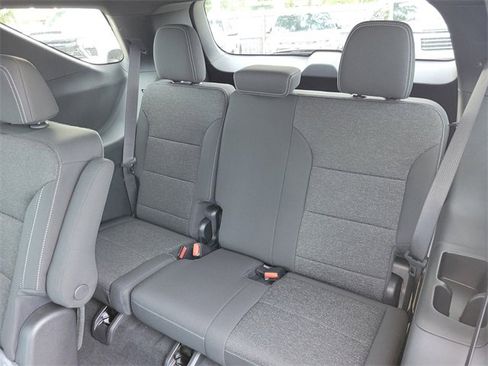 New 2026 Chevrolet Traverse LT image 9