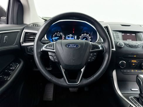 Used 2018 Ford Edge SEL AWD/4WD image 24