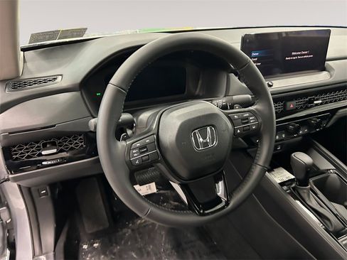 New 2025 Honda Accord EX-L image 12