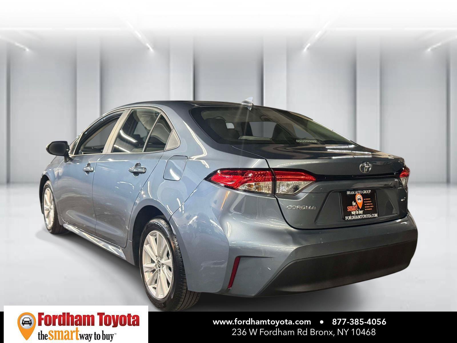 Used 2026 Toyota Corolla LE w/ LE Premium Package FWD image 5