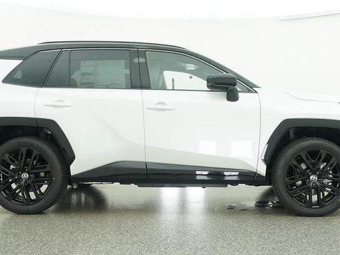 New 2026 Toyota RAV4 XSE AWD/4WD image 41