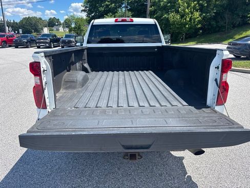 Used 2022 Chevrolet Silverado 2500 LT w/ Convenience Package AWD/4WD image 11