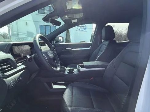 New 2026 GMC Terrain Elevation w/ Elevation Premium Package AWD/4WD image 14